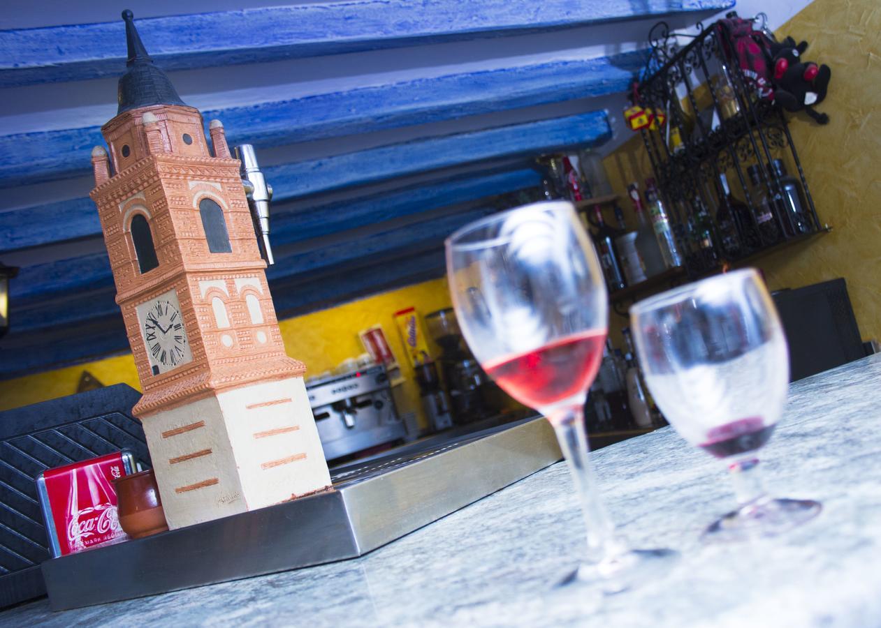 Hostal El Bodegon Ateca 外观 照片